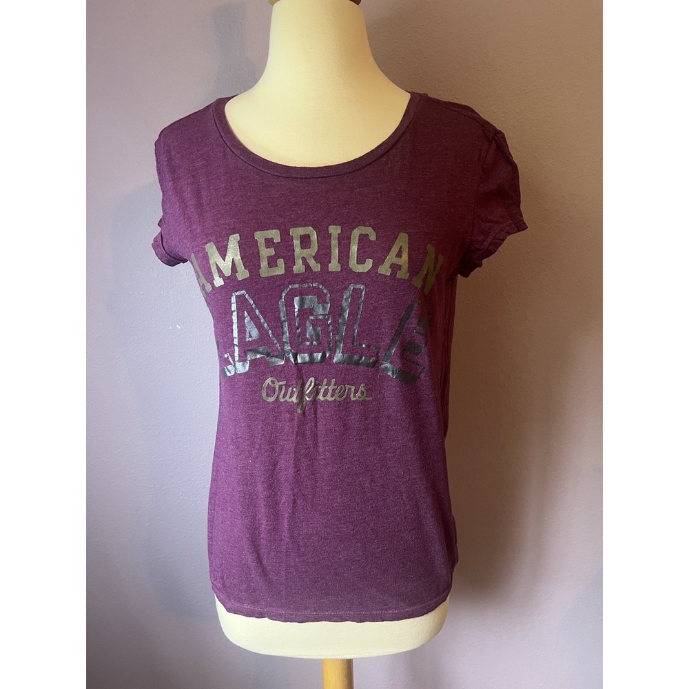 American Eagle Burgundy Red  T Shirt‎ Size Petite Small